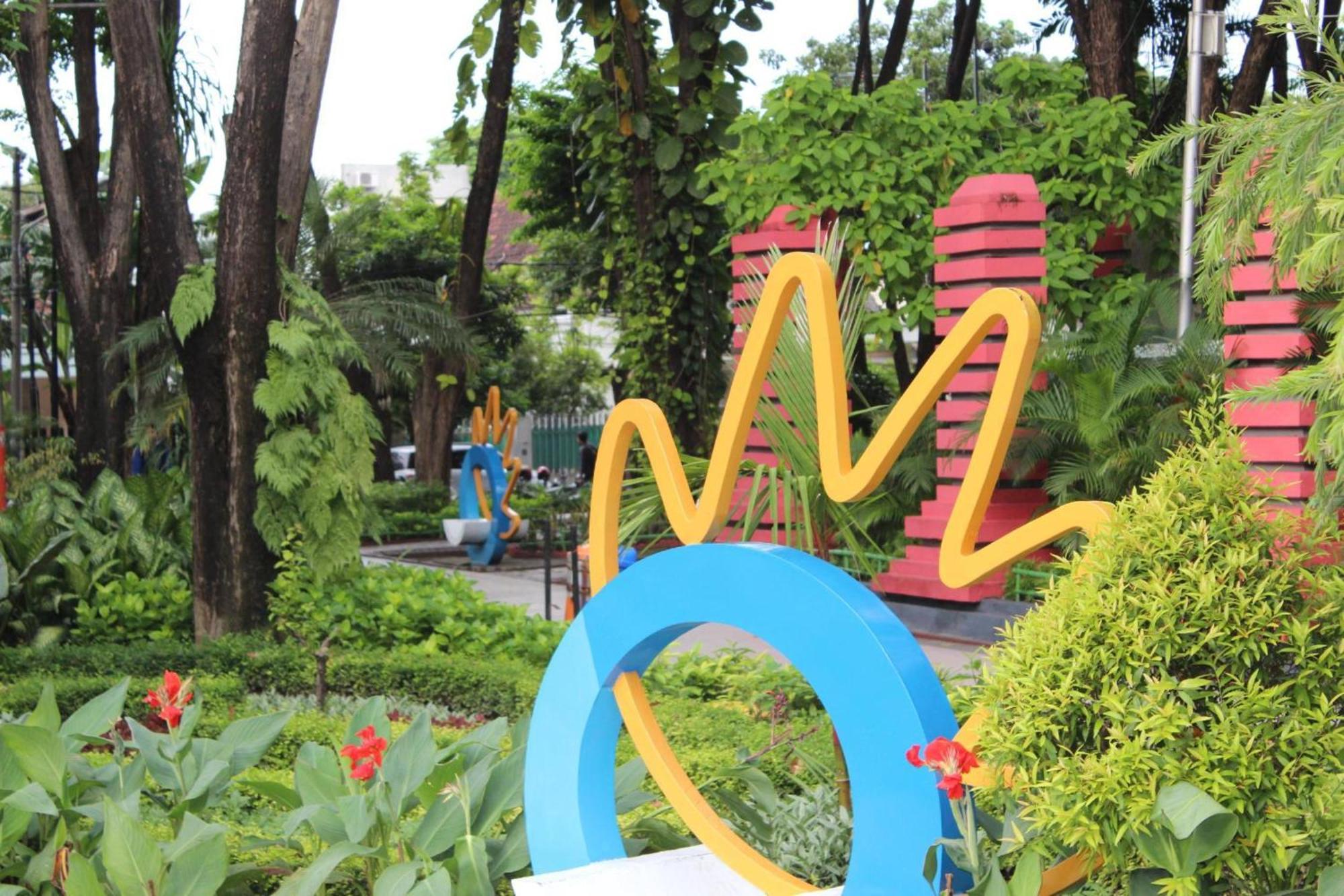 Hotel O Surabaya City Center Near Wonokromo Station Exterior foto